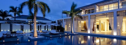 Wymara Resort + Villas