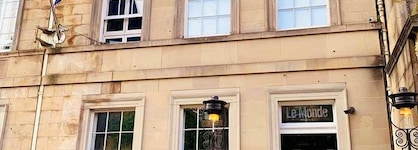 Le Monde Hotel