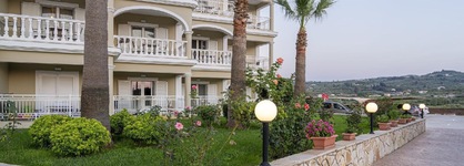 Arkadia Luxury Hotel Apartments