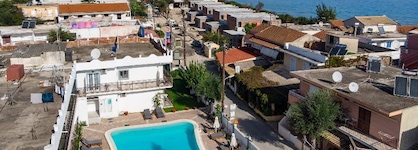 Aquarius Beach Eco-Hotel