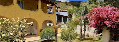 Hotel Bougainville
