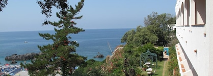 Grand Hotel De Rose