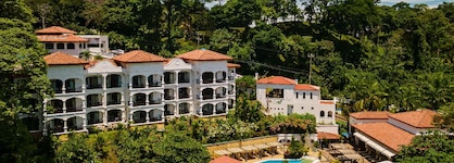 Shana By The Beach - Manuel Antonio