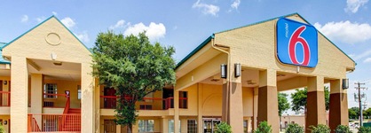 Motel 6 Arlington