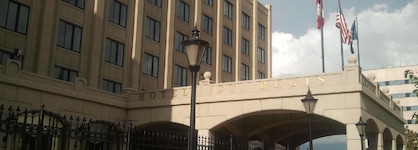 Hotel St. Regis
