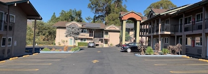 Olive Tree Inn & Suites