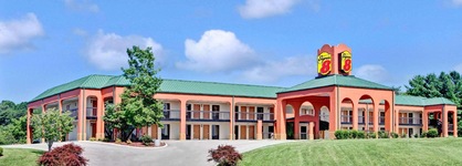 Super 8 By Wyndham Knoxville East