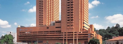 Somerset Liang Court