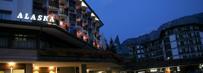 Hotel Alaska Cortina