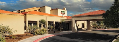 Courtyard By Marriott Albuquerque Airport