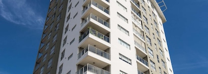 Oaks Aspire Suites