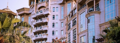 Swissotel Al Murooj Dubai
