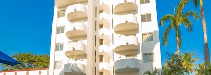 Hotel Villamar Princesa Suites