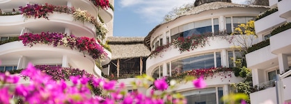 Grand Miramar All Luxury Suites & Residences
