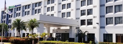 Holiday Inn Express & Suites Miami - Hialeah By Ihg