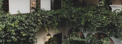 Casa Del Arzobispado Hotel