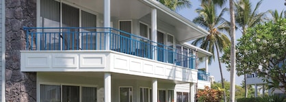 Holua Resort