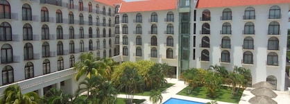 Caracol Plaza