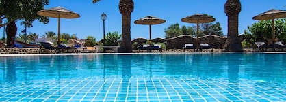Smaragdi Hotel
