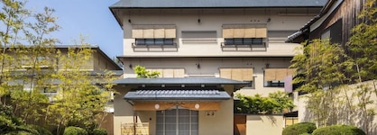 Gion Ryokan Karaku