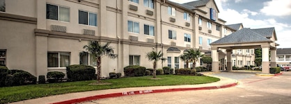 Motel 6 Dallas Northwest