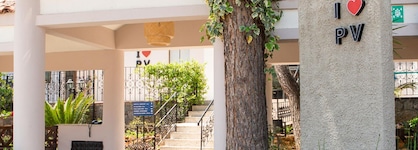 Hotel Pine Valley