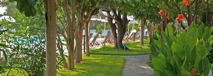 Pythos Studios & Appartments