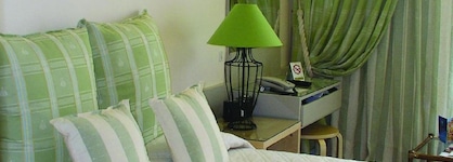 The Park Hotel Piraeus