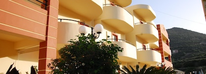 Elpis Studio Apartments