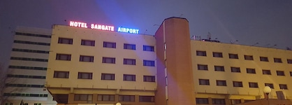 Sangate Hotel Airport