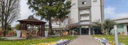 Hotel Harrys' Garden