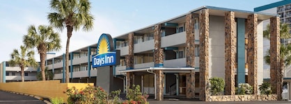 Days Inn By Wyndham Myrtle Beach-Beach Front