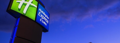 Holiday Inn Express & Suites Saskatoon Centre By Ihg