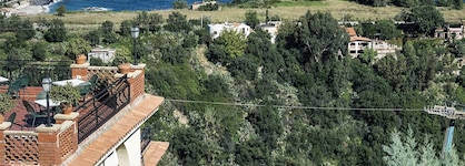 Hotel Sirius
