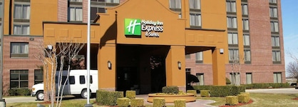 Holiday Inn Express & Suites Irving Conv Ctr - Las Colinas By Ihg
