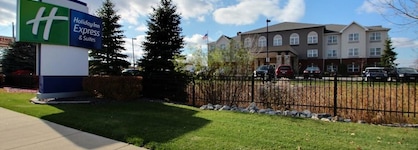 Holiday Inn Express Hotel & Suites Milwaukee Airport, An Ihg Hotel