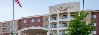 Courtyard By Marriott Dallas Arlington South