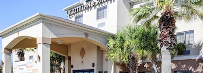 Quality Inn & Suites, Near University