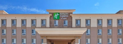 Holiday Inn Express & Suites Topeka North By Ihg