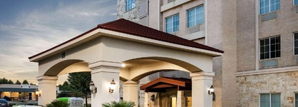 La Quinta Inn & Suites By Wyndham Dfw Airport West - Euless