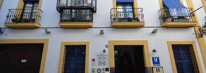 Casa De Los Azulejos