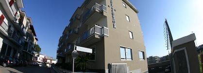 Hotel Luxor