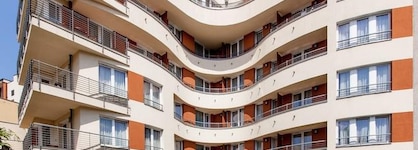 Escala Hotel & Suites