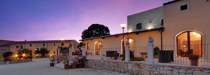 Artemisia Resort