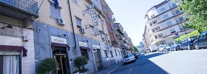 Hotel Adriano