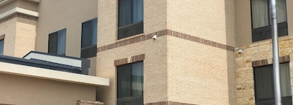 Fairfield Inn & Suites By Marriott Dallas Mansfield