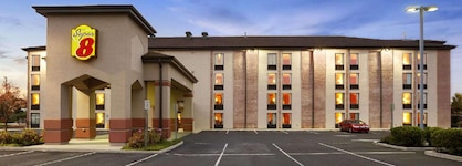 Super 8 By Wyndham Mount Laurel