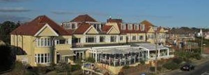 Roslin Beach Hotel