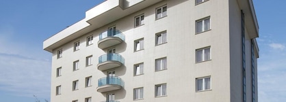 Simon Hotel