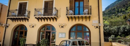 Hotel Cala Marina